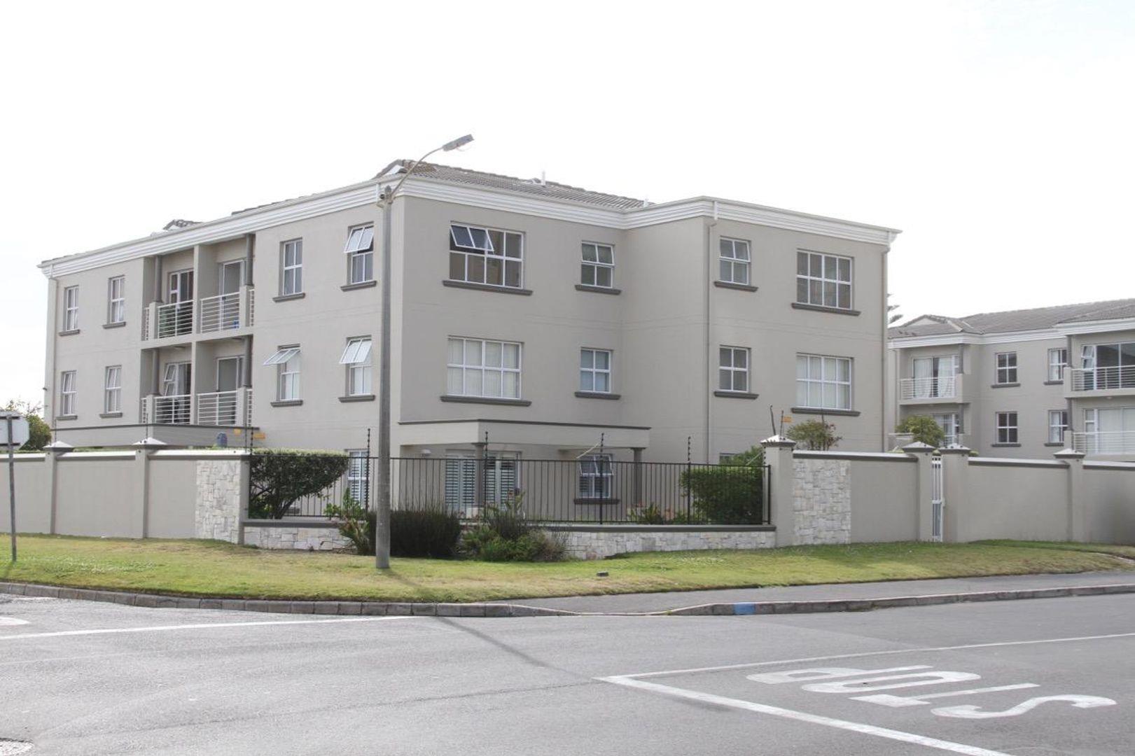 1 Bedroom Property for Sale in Bloubergrant Western Cape